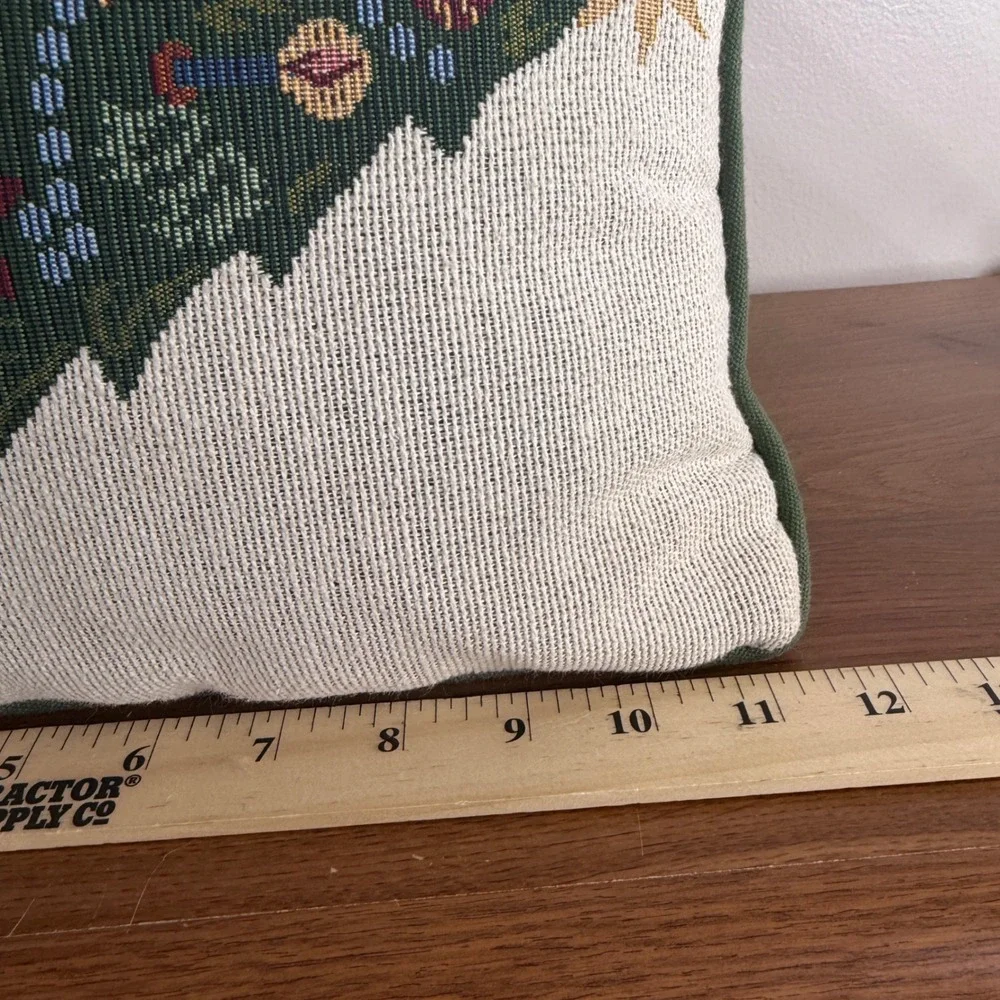 Vintage Christmas Tree Tapestry Pillow Gifts Holiday Decor 12x12